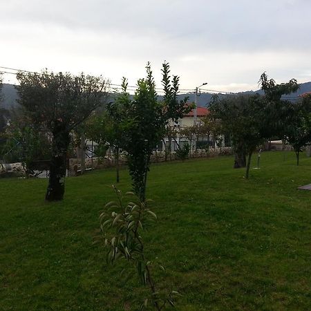 Quinta Da Cardal Guest House วิลาแวร์เด ภายนอก รูปภาพ