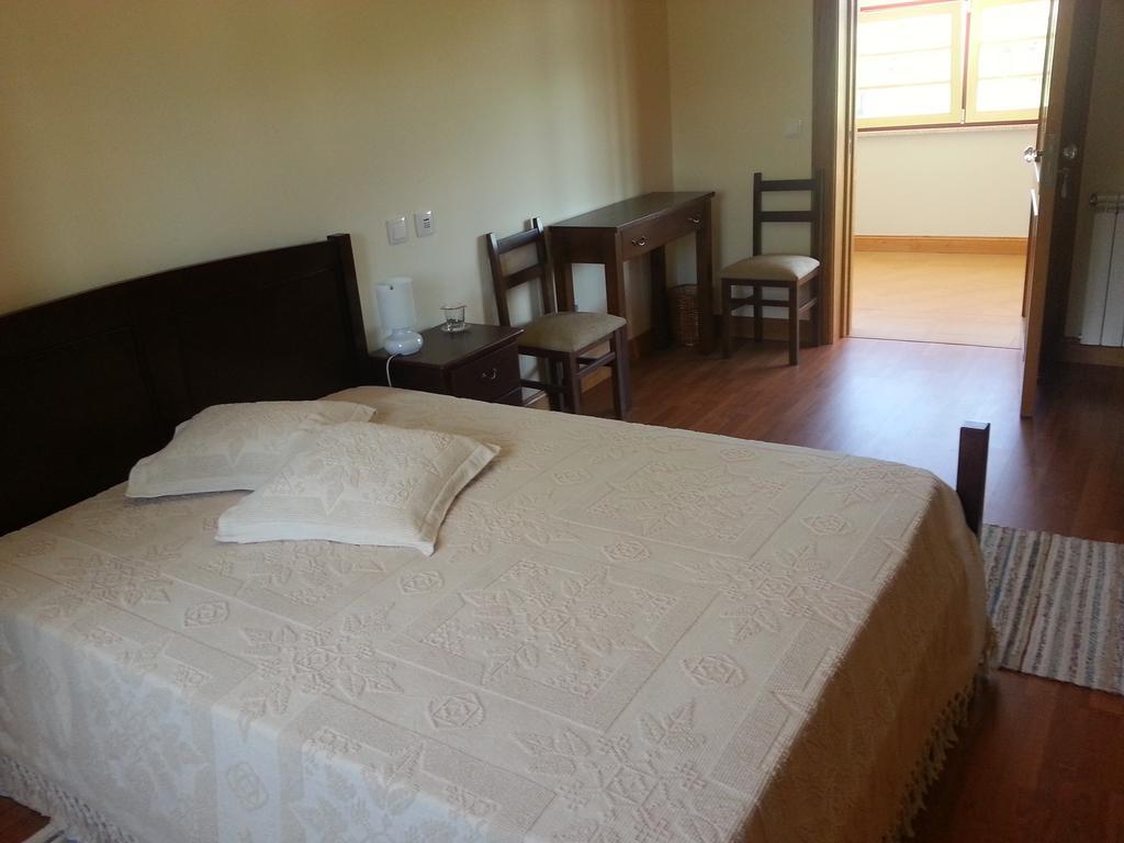 Quinta Da Cardal Guest House วิลาแวร์เด ห้อง รูปภาพ