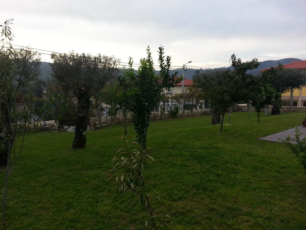 Quinta Da Cardal Guest House วิลาแวร์เด ภายนอก รูปภาพ