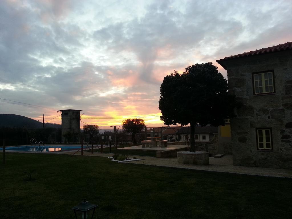 Quinta Da Cardal Guest House วิลาแวร์เด ภายนอก รูปภาพ